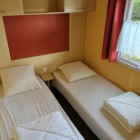 De Brehadour 4 Etoiles Mobil-home 7 Personnes Equipement Bebe Inclus Campsite