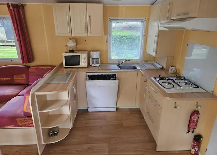 Campeggio De Brehadour 4 étoiles Mobil-home 7 Personnes Equipement Bébé Inclus