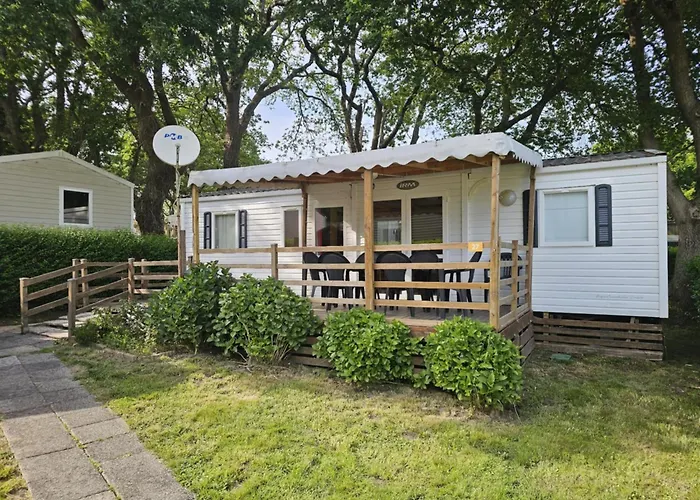 Campeggio De Brehadour 4 étoiles Mobil-home 7 Personnes Equipement Bébé Inclus Guérande